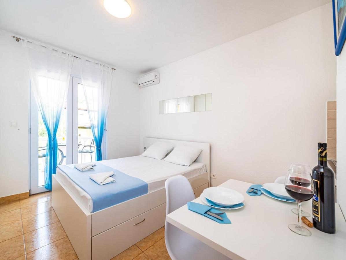 Apartments Prkacin Starigrad Paklenica Ngoại thất bức ảnh