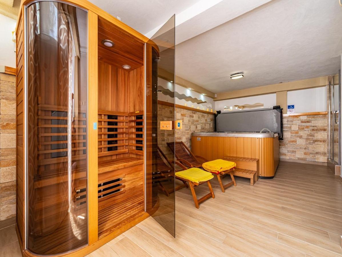 Apartments Prkacin Starigrad Paklenica Ngoại thất bức ảnh
