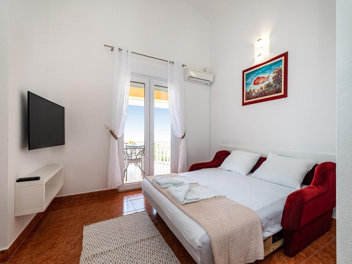 Apartments Prkacin Starigrad Paklenica Ngoại thất bức ảnh